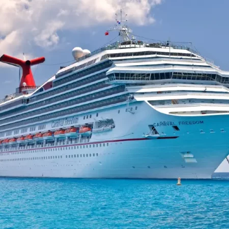 BetMGM will soon offer online gambling in partnership with Carnival Cruise